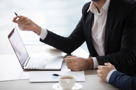 Effective Negotiation Skills for UK Managers