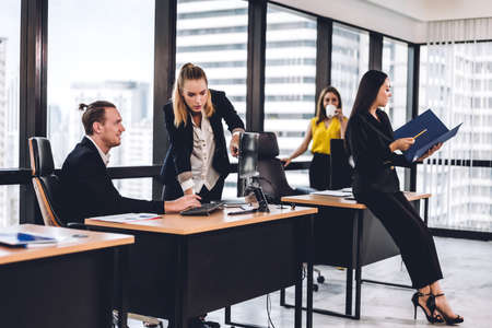 Analytical Thinking: The Key to Effective Professional Decision-Making in Britain