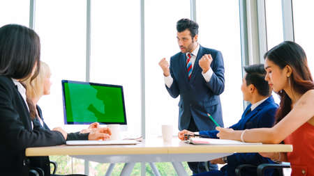 Motivating Employees: British Approaches to Staff Engagement