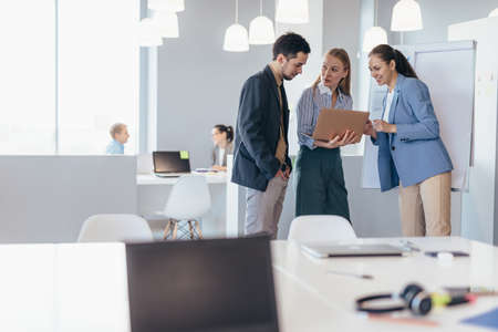 How to Network Effectively in the London Job Market: Tips for Young Professionals