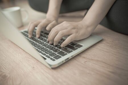 Navigating British Workplace Etiquette: Crafting the Perfect Follow-Up Message
